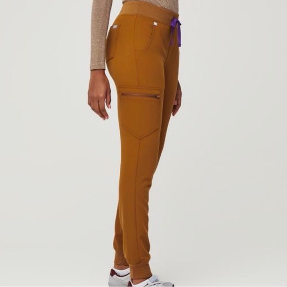 Figs Atlantic Fall Zamora Joggers Scrubs Pants size Medium Rare Limited Edition - Picture 2 of 6